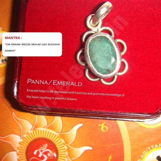Emerald (Panna) 5 1/4 Ratti Ring